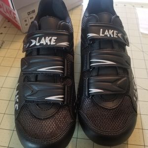Lake cycling shoes